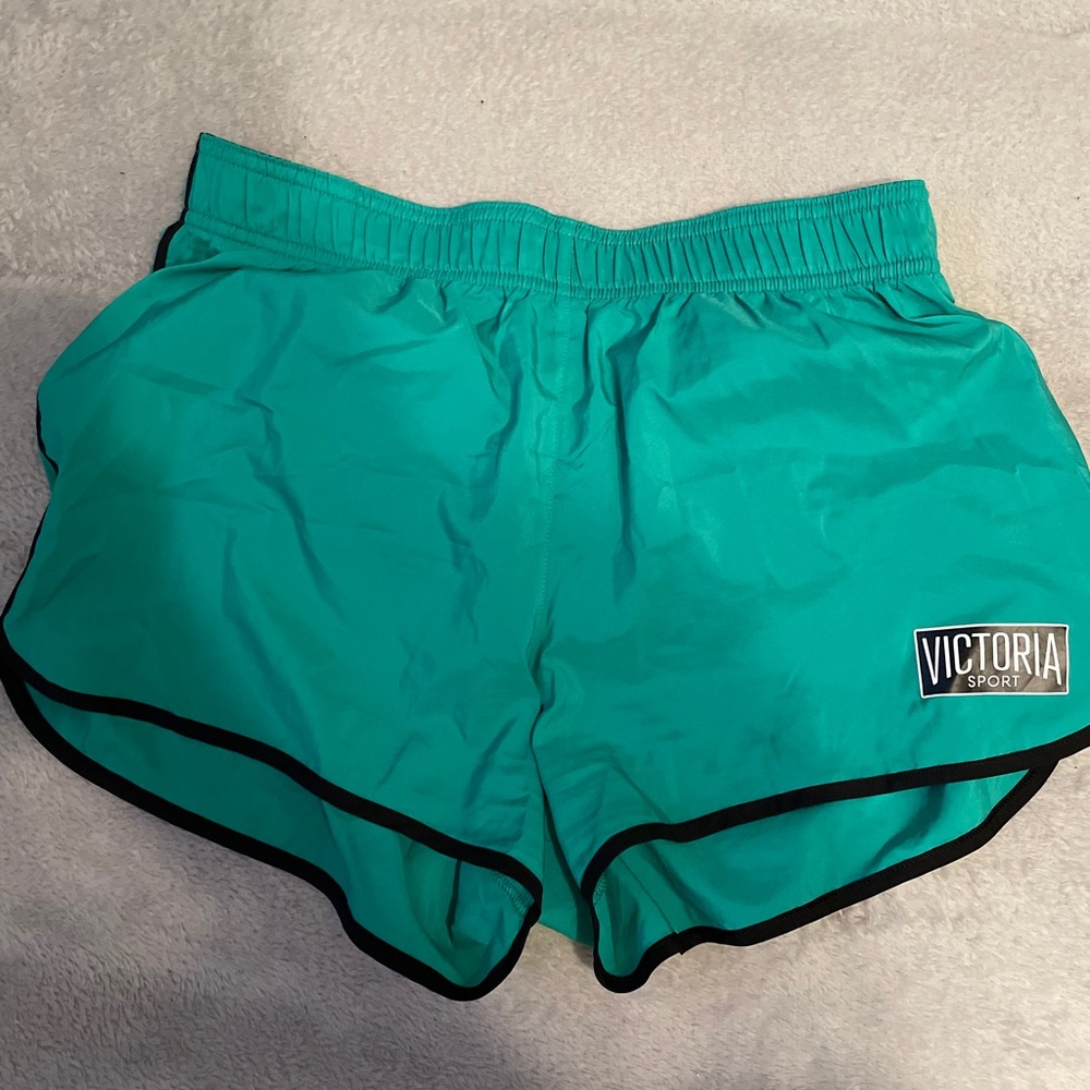 VS  shorts